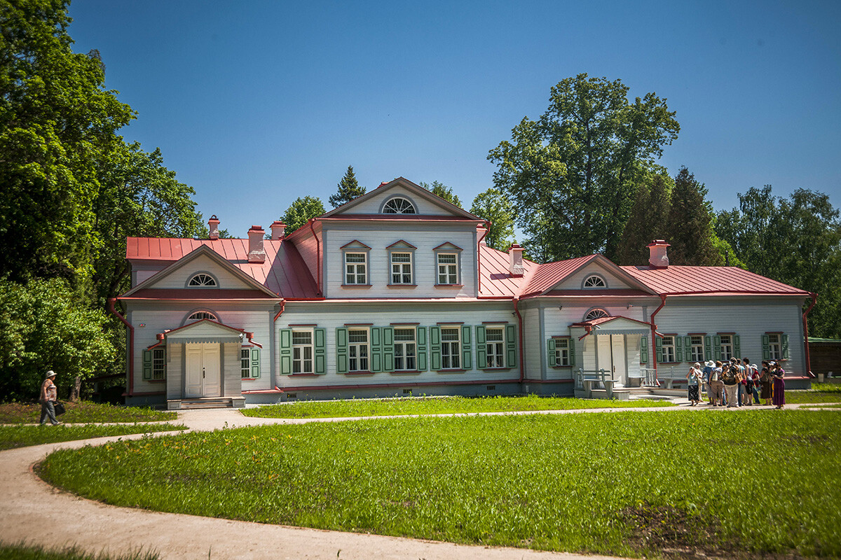 Abramtsevo mansion