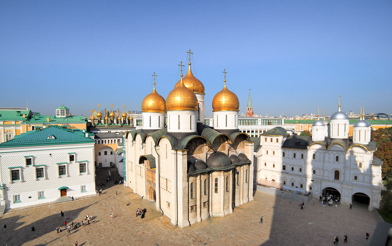 Katedrala Marijinega vnebovzetja na Sobornem trgu (Sobornaja ploščad) Moskovskega Kremlja 