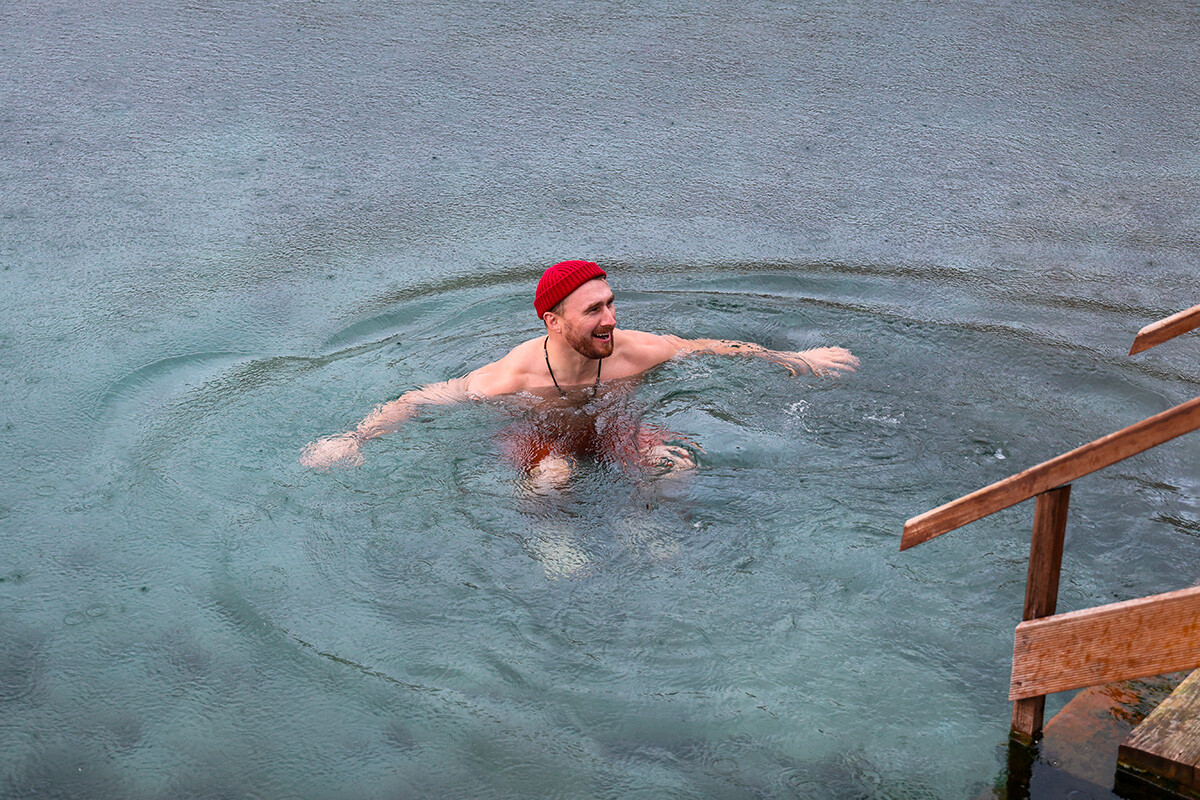 Bathing in the Lorino hot springs.