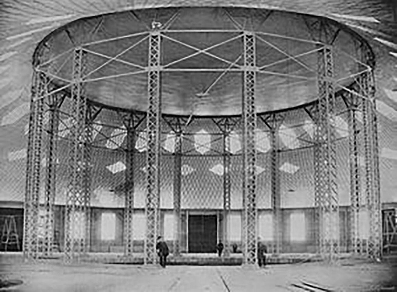 Prva jeklena membrana na svetu - Šuhova Rotunda, Nižni Novgorod, 1896