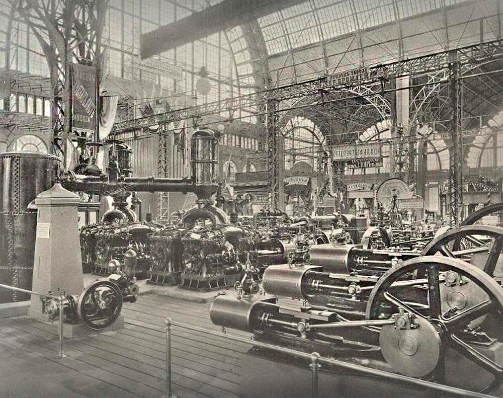 Il reparto dei macchinari industriali alla fiera nel 1896