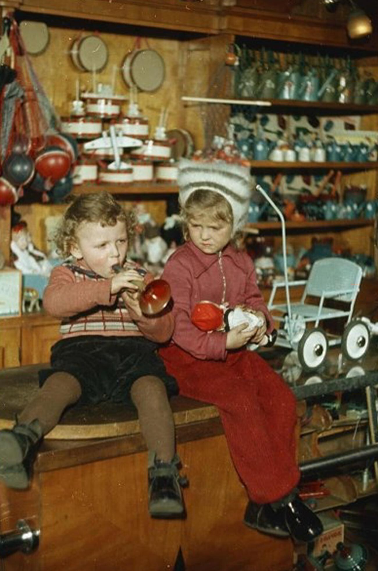 Un negozio di giocattoli a Leningrado, anni Cinquanta