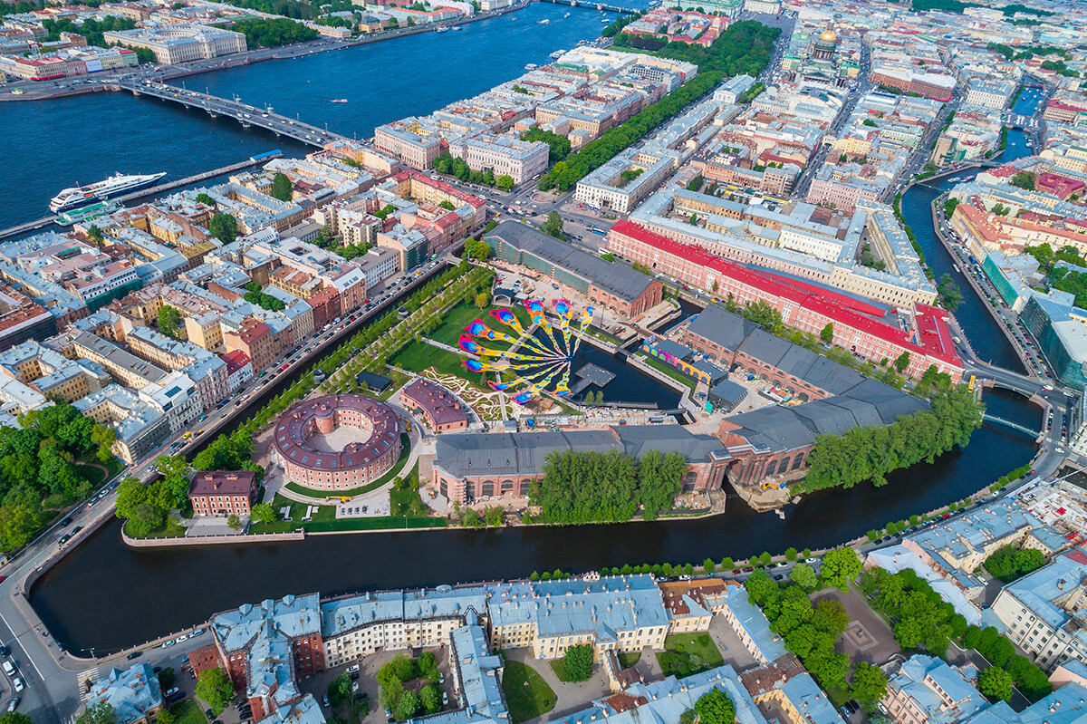 Fotografija otoka Nova Nizozemska v Sankt Peterburgu (Rusija) iz zraka