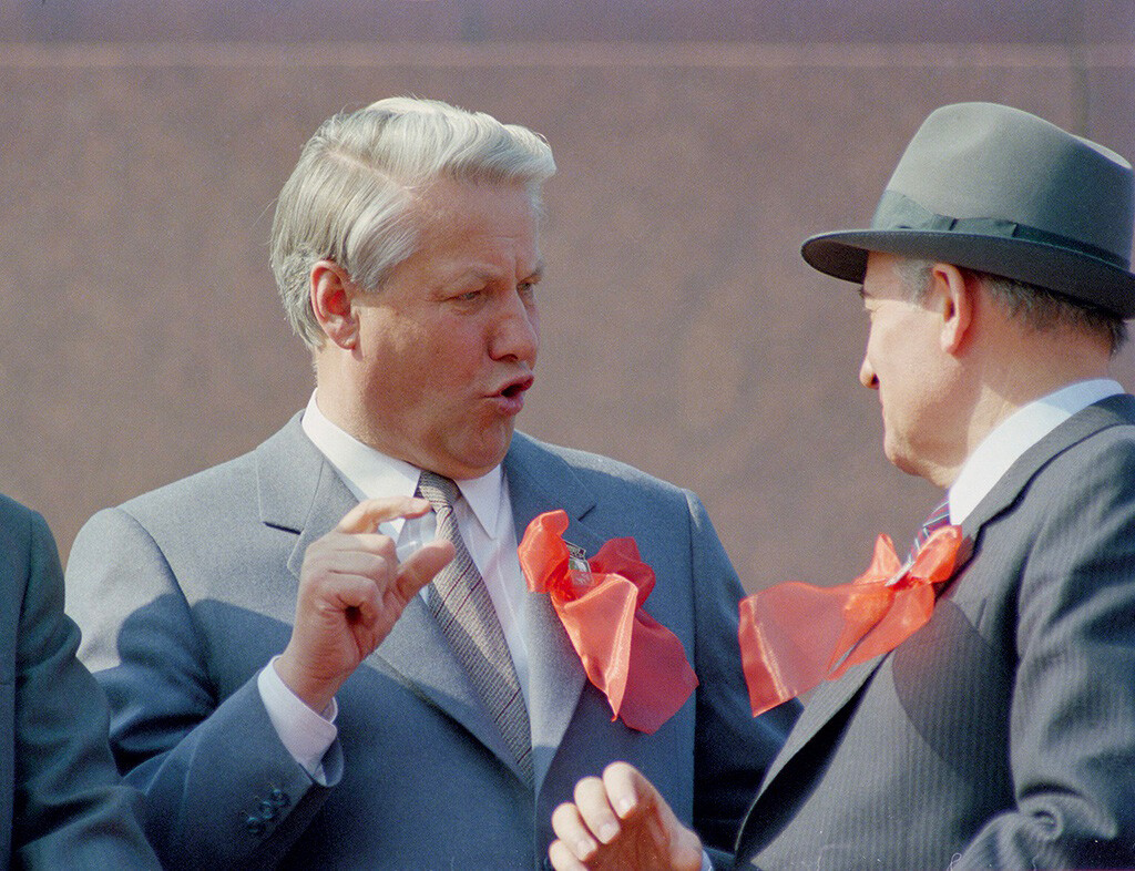 ゴルバチョフと後の初代ロシア大統領ボリス・エリツィン、1988年