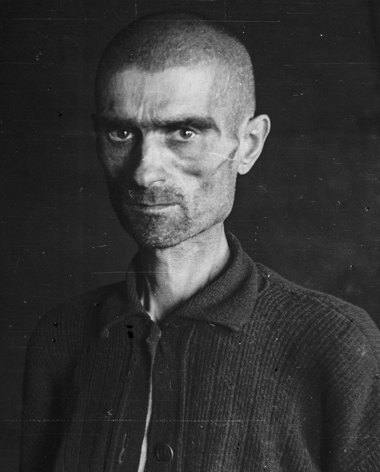 Prisionero de guerra soviético en el campo de Bjørnelva.