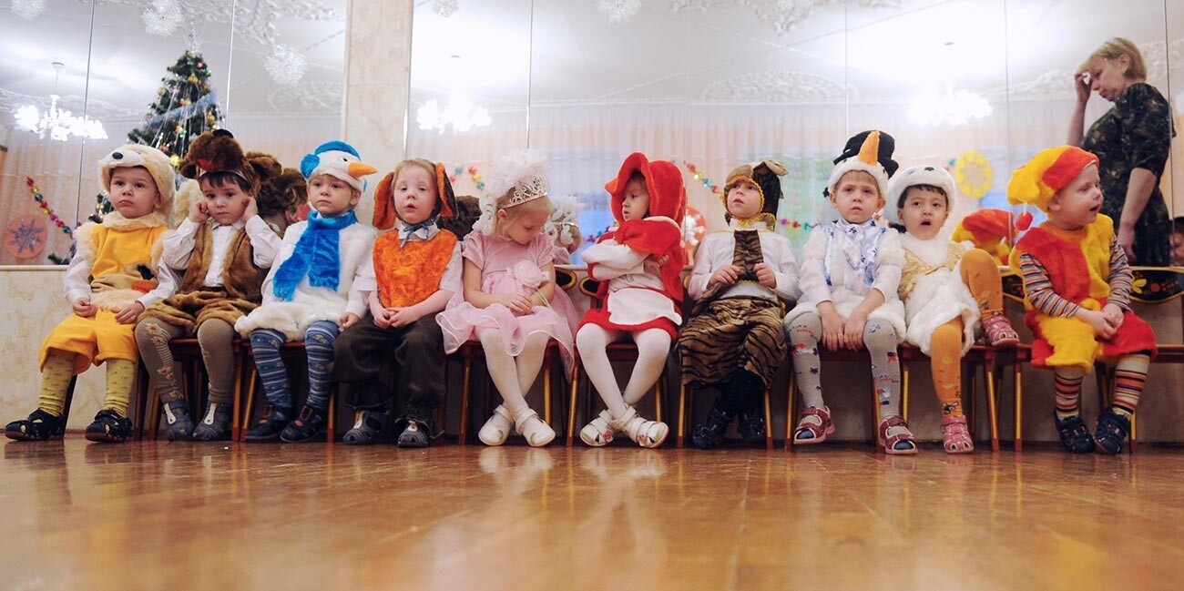 Kini, anak-anak dengan berbagai nama yang sangat eksotis dapat ditemukan di mana-mana di Rusia.
