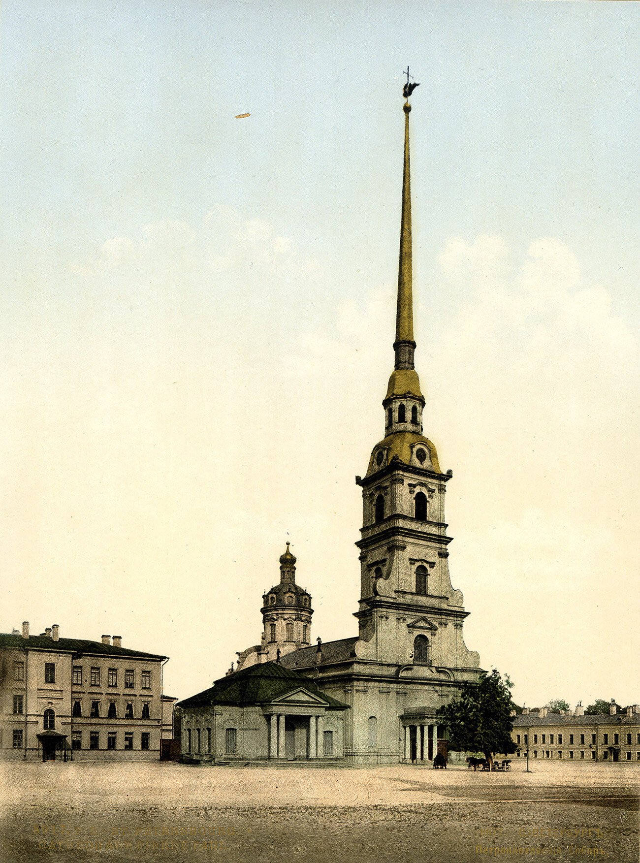 Katedral Petropavlovsky di Sankt Peterburg.