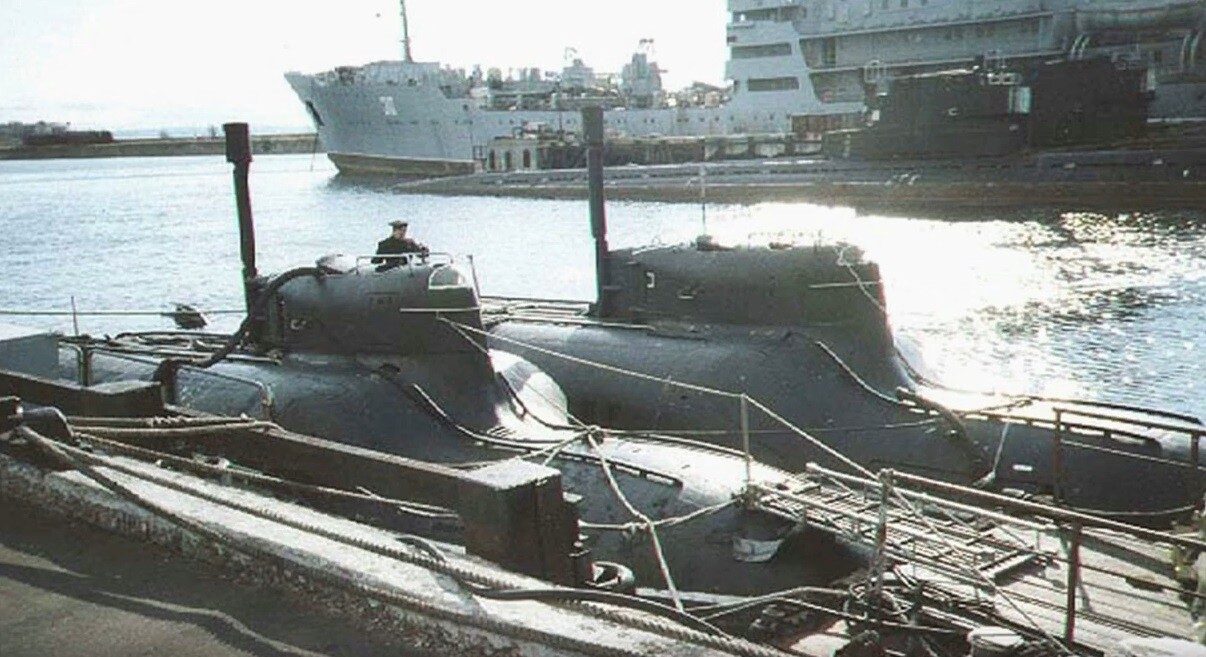 Корпус пл. Пл Пиранья проект 865. Подводная лодка Пиранья проект 865. Малые подводные лодки проекта 865 «Пиранья». Сверхмалая подводная лодка проекта 865 «Пиранья».