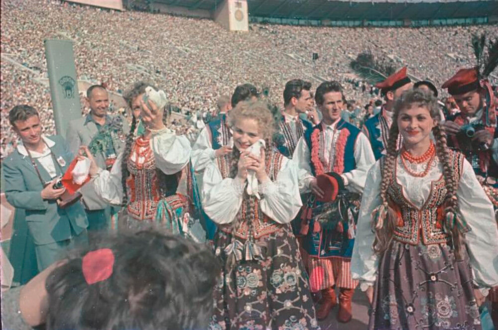 1975年世界青年学生祭典の開会式にて