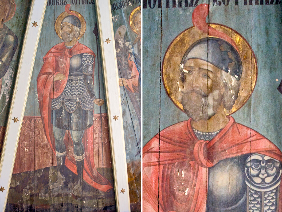 Oshevensk. Chiesa dell'Epifania. A sinistra: segmento di soffitto dipinto: Il centurione Loginus presso la croce. A destra: Particolare del soffitto dipinto: Loginus il Centurione. 14 agosto 2014