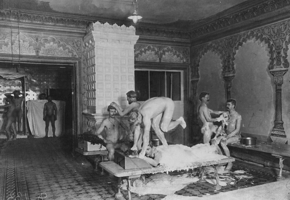 Банята на Егоров, Санкт Петербург. Теляк мие посетители в банята, 1907 г.