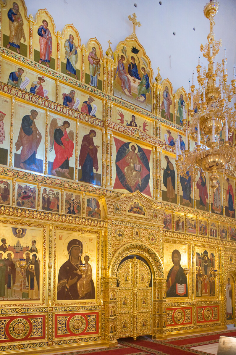 Chiesa dell'Icona Odigitria, nuova iconostasi. 22 agosto 2012

