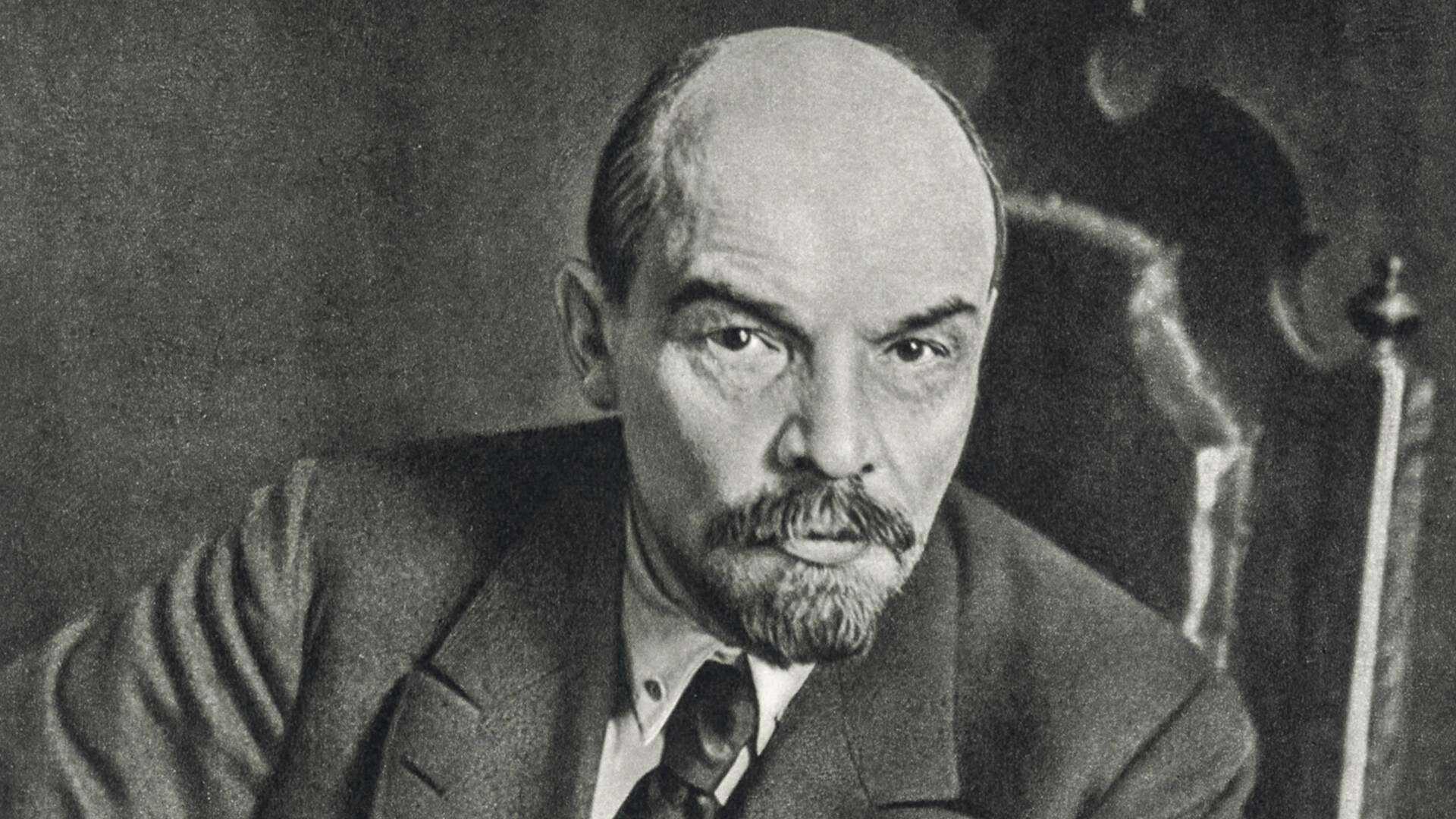 Giao Trinh Dan So Hoc Djai Cuong Linh Dan Toc Cua Lenin And The Bolsheviks Giao Trinh Dan So Hoc Djai Cuong Linh Dan Toc Cua Lenin And The Bolsheviks