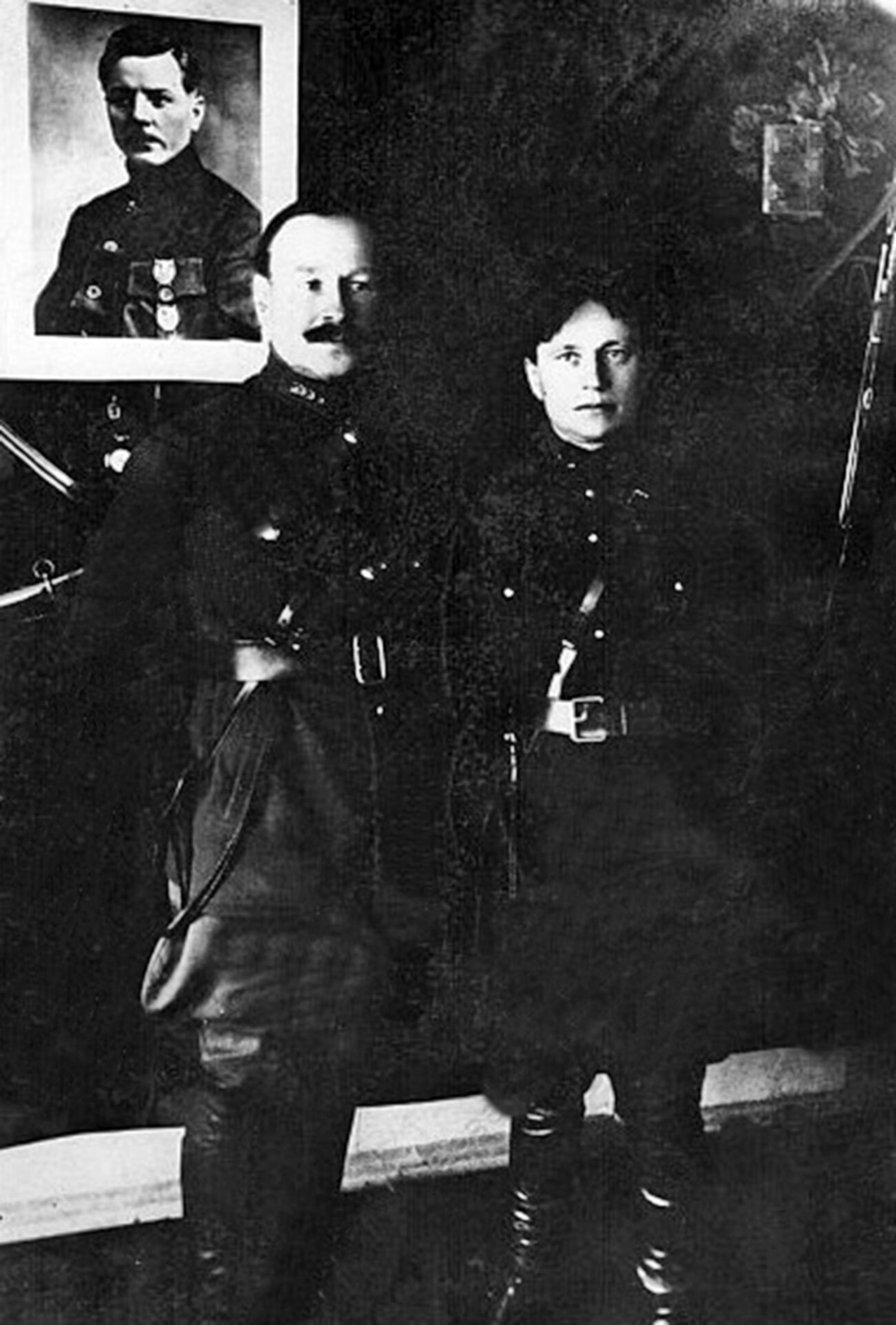 Dmitri Fiódorovich Onushonok y Paulina Ivánovna Onushonok, presumiblemente 1928