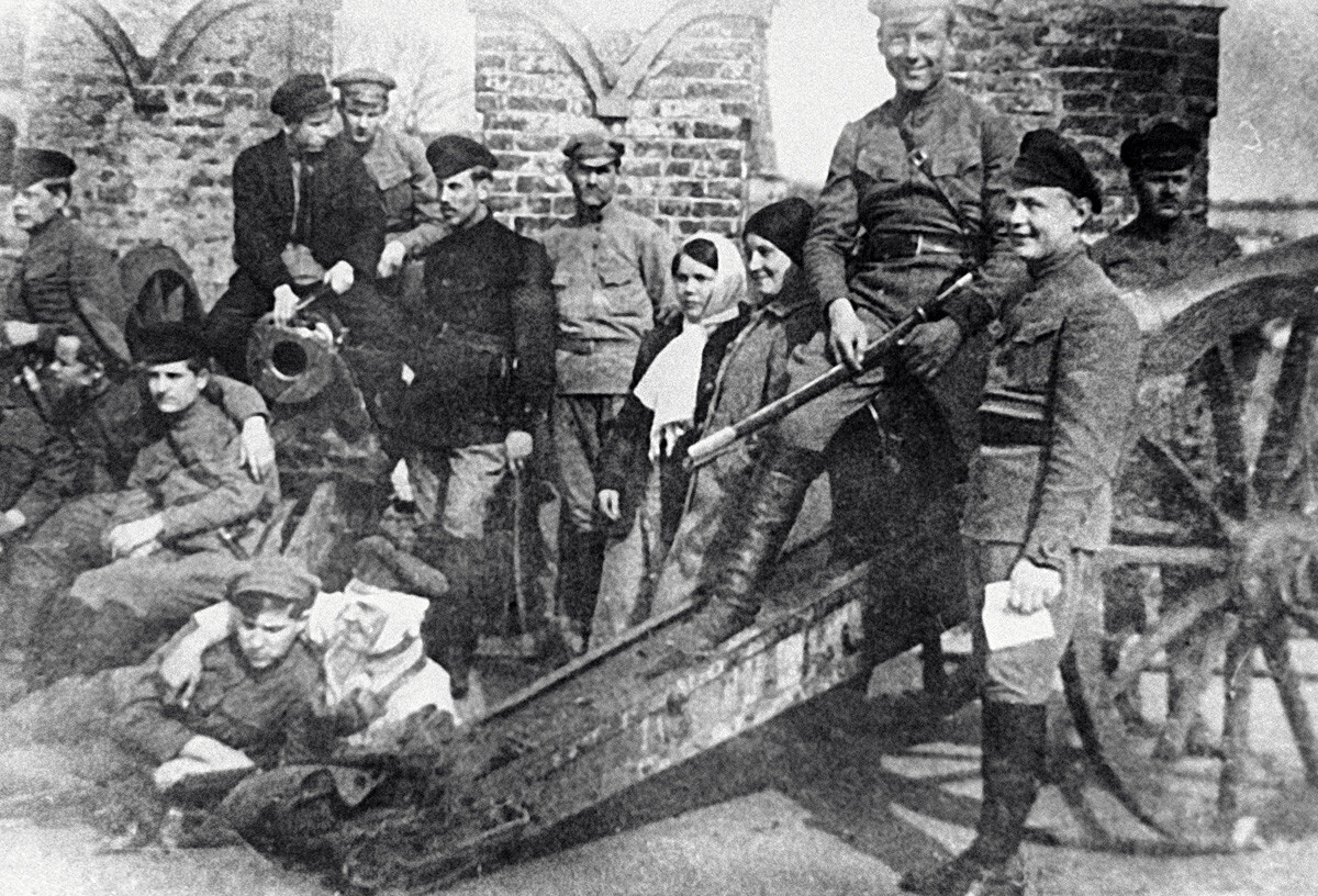  Червените латвийски стрелци в Кремъл 