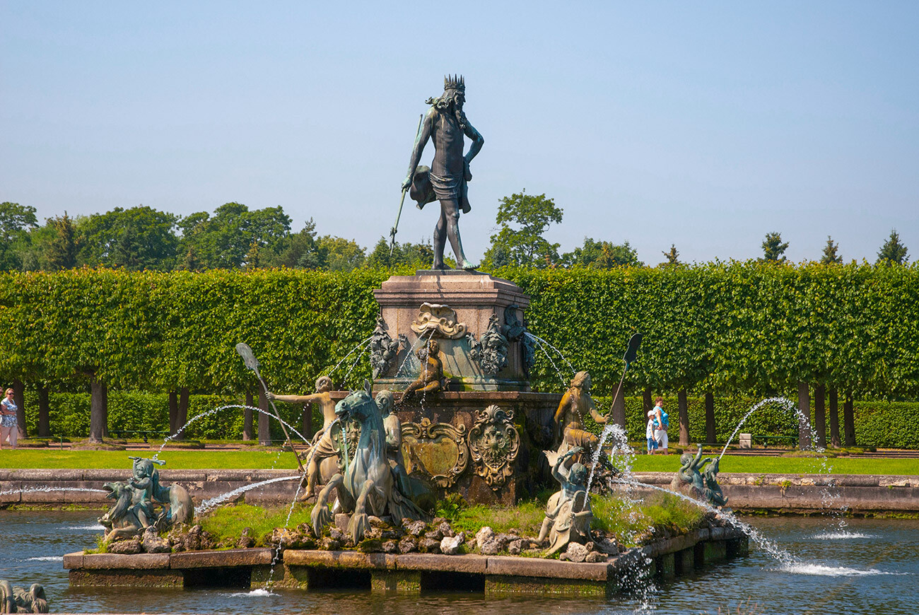 Neptune fountain in Peterhof