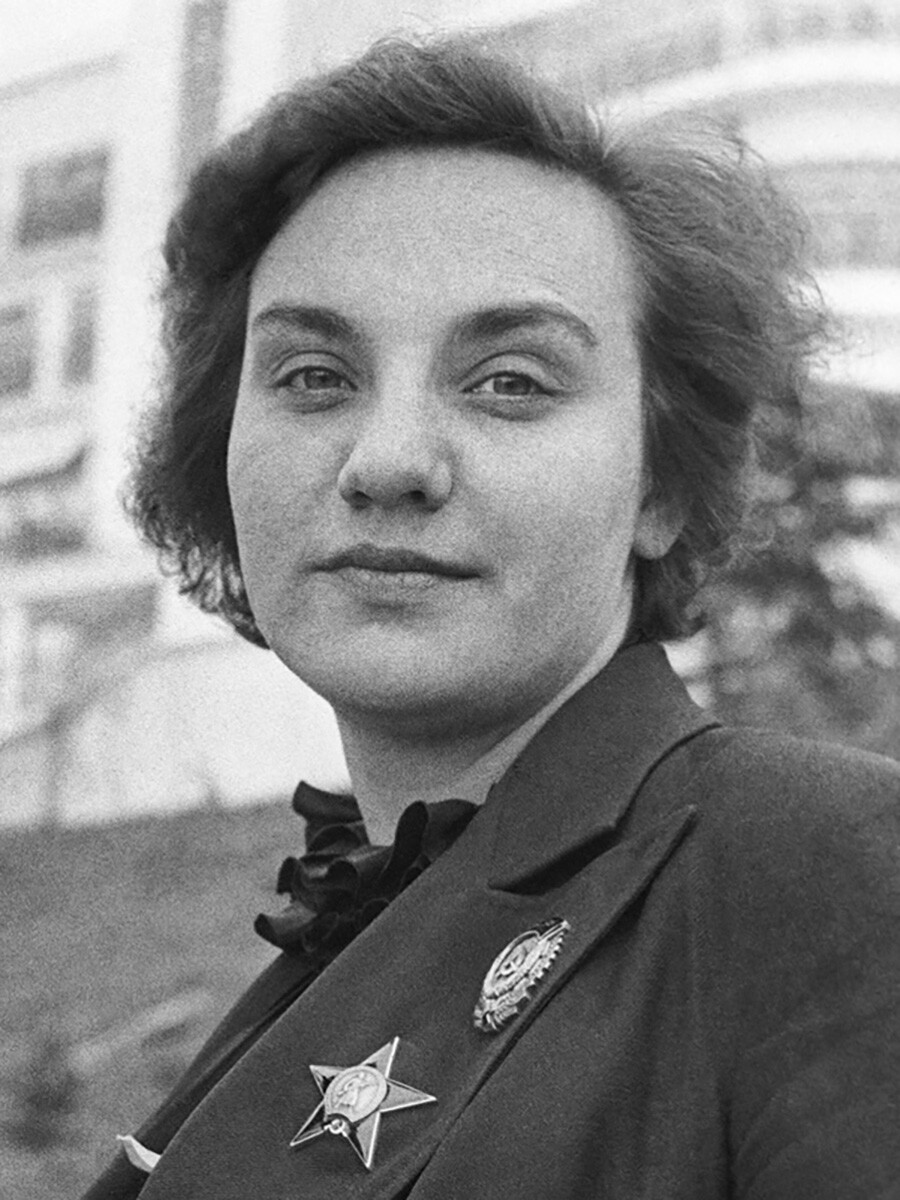 Soviet long-range pilot Valetina Grizodubova.