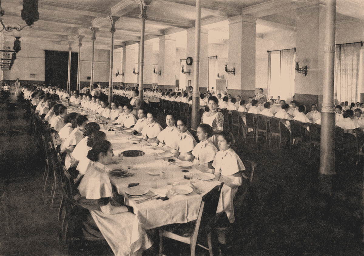 Students in the canteen, 1889