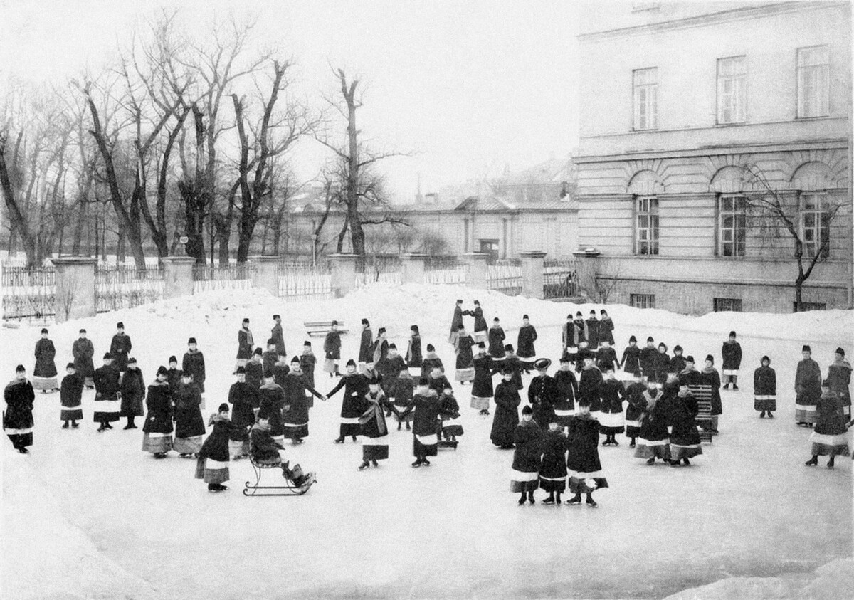 The Smolny noble maidens at the ice rink, c. 1913