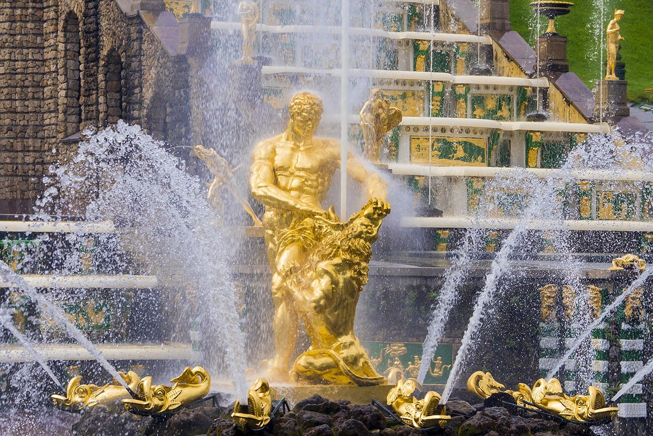 Fontaine « Samson » à Peterhof

