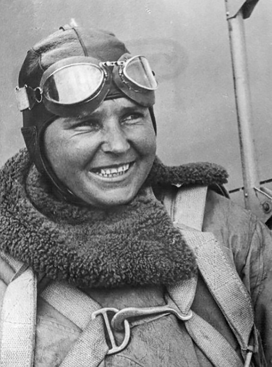 Polina Osipenko (1907.-1939.)