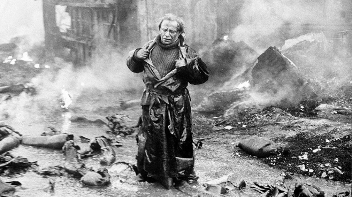 „Писма мртвог човека“, 1986. / реж. Константин Лопушански.