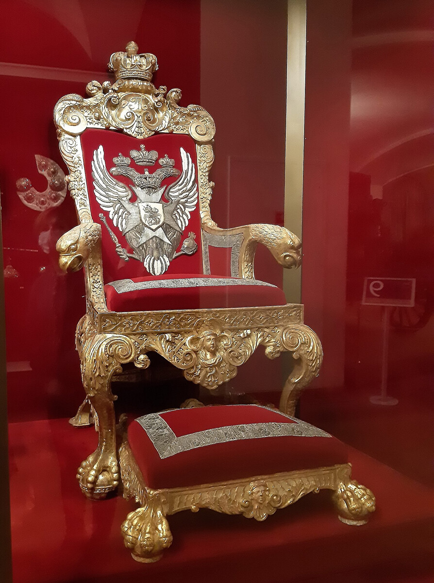 Il trono di Paolo I nel Palazzo d'Inverno