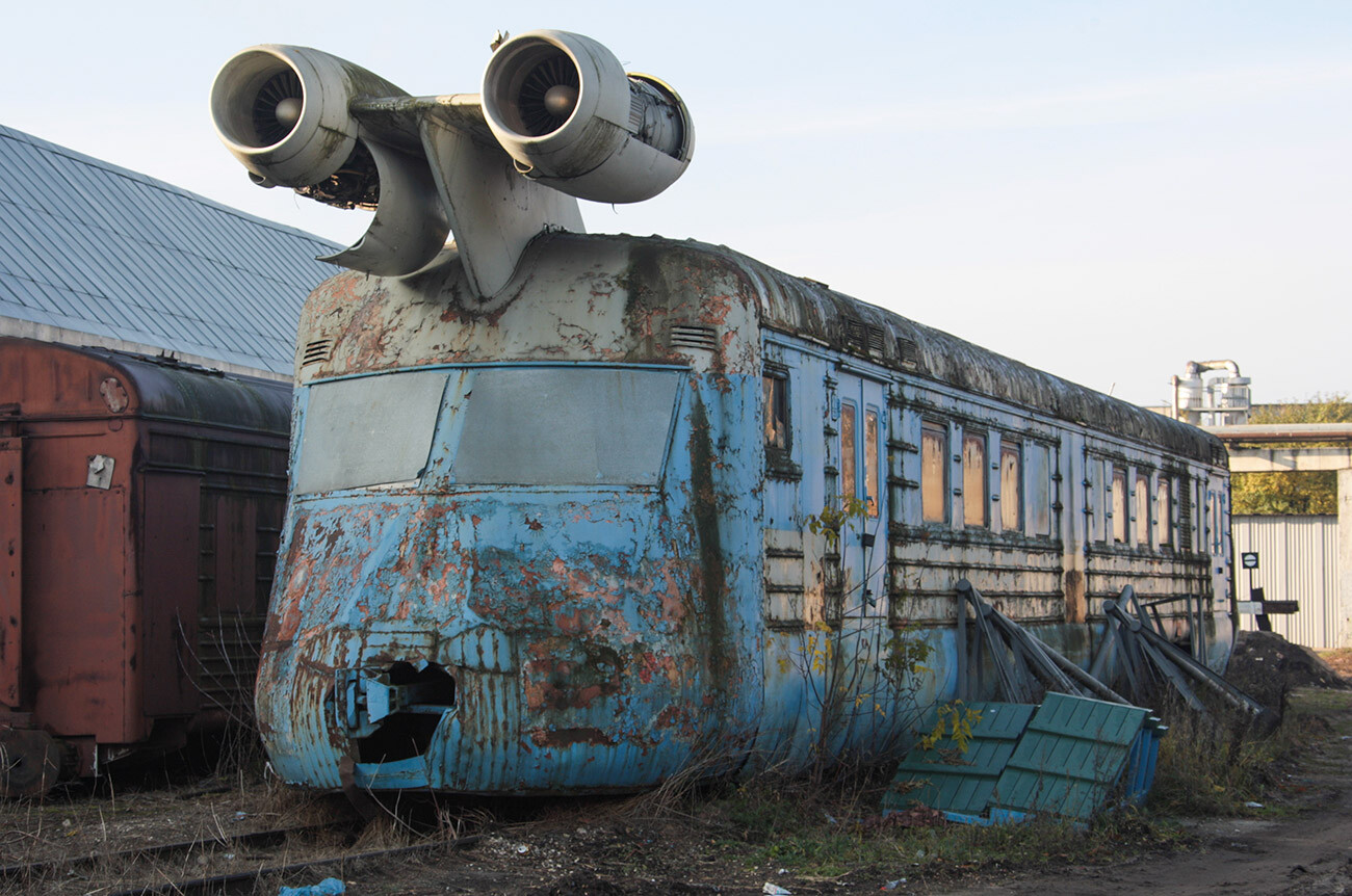 How the Soviets designed a train with a jet engine on top - Russia Beyond