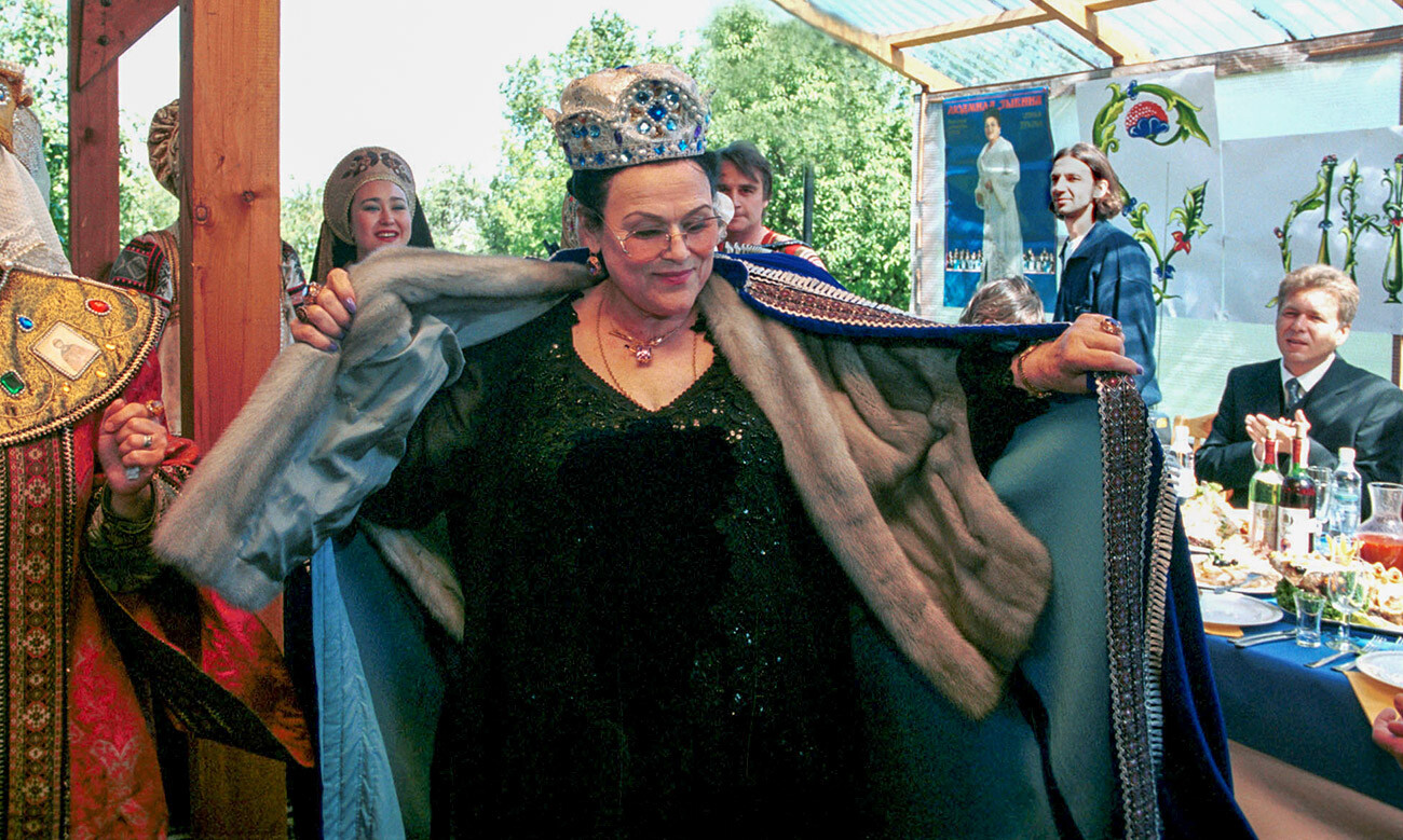  Людмила Зикина 