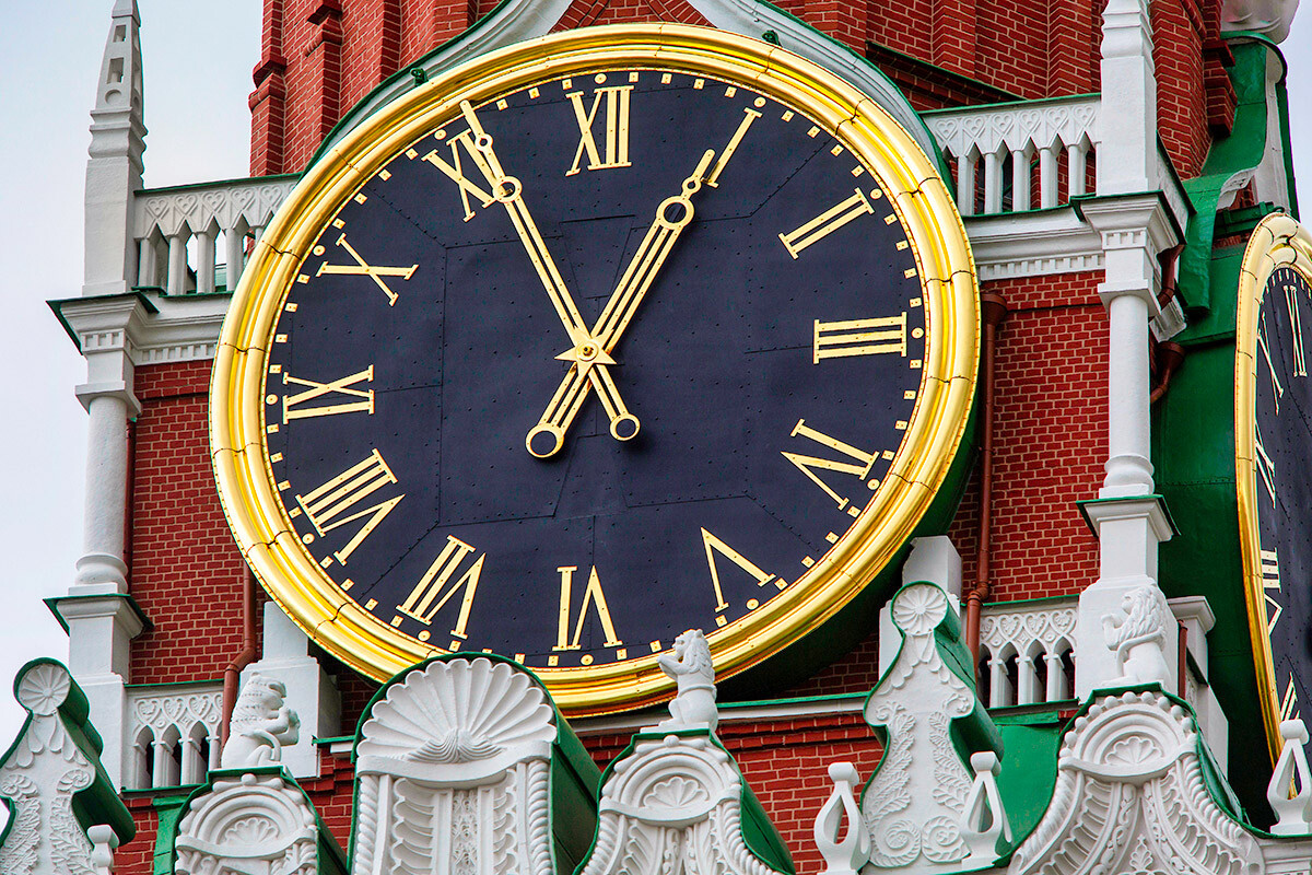 Ura na Odrešenikovem stolpu v Moskvi 