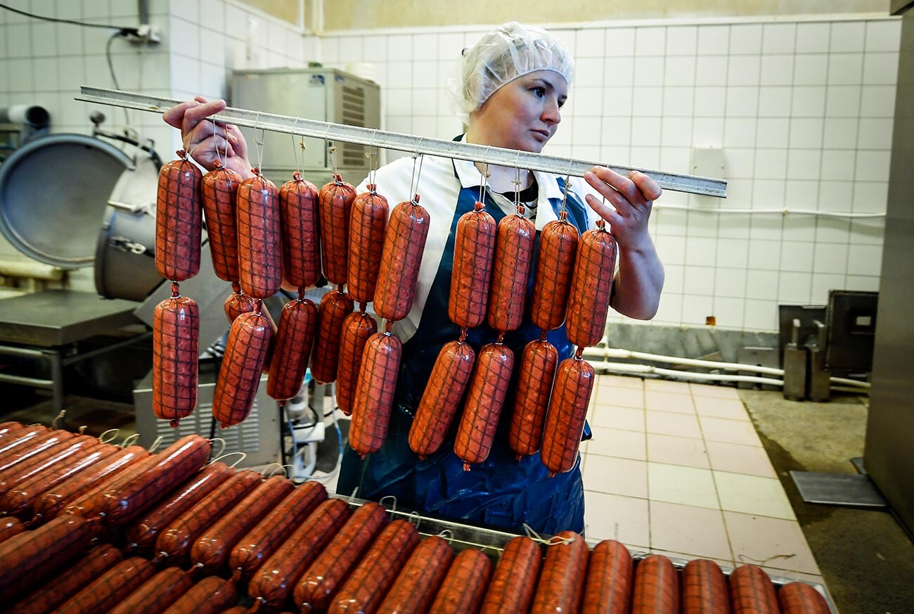 Lebensmittelproduktion im Lebensmittelverarbeitungsbetrieb Polyarny in Anadyr.