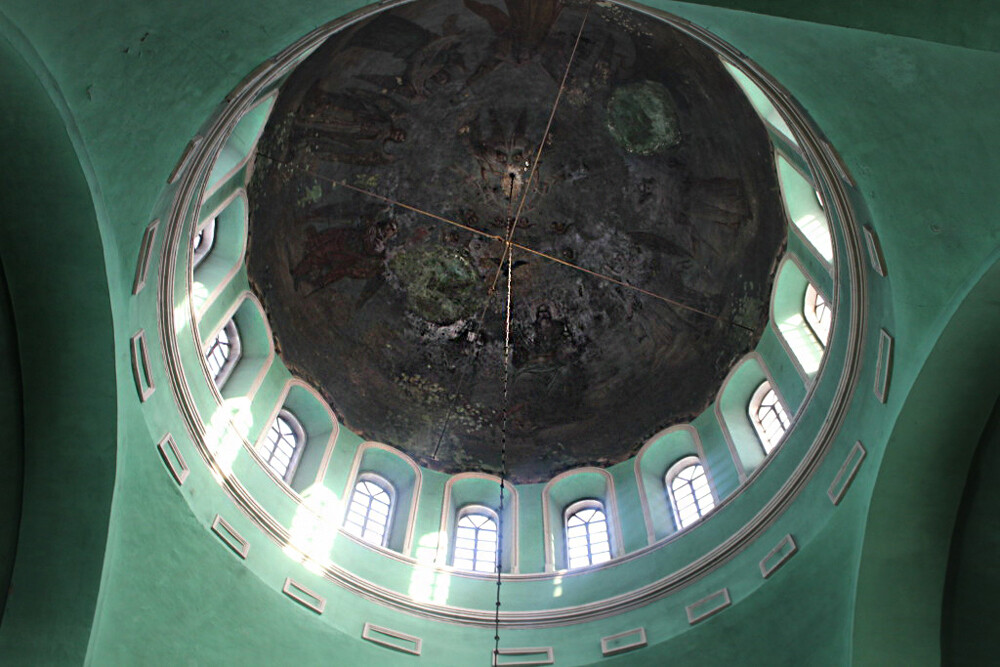 Cúpula de la Iglesia de la Santísima Trinidad en Utevka