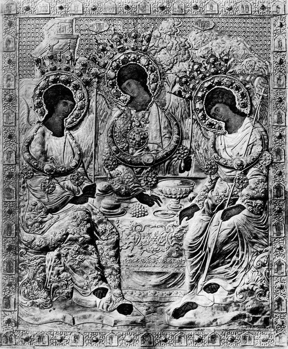 “A Trindade” em sua guarnição de ouro, 1904.