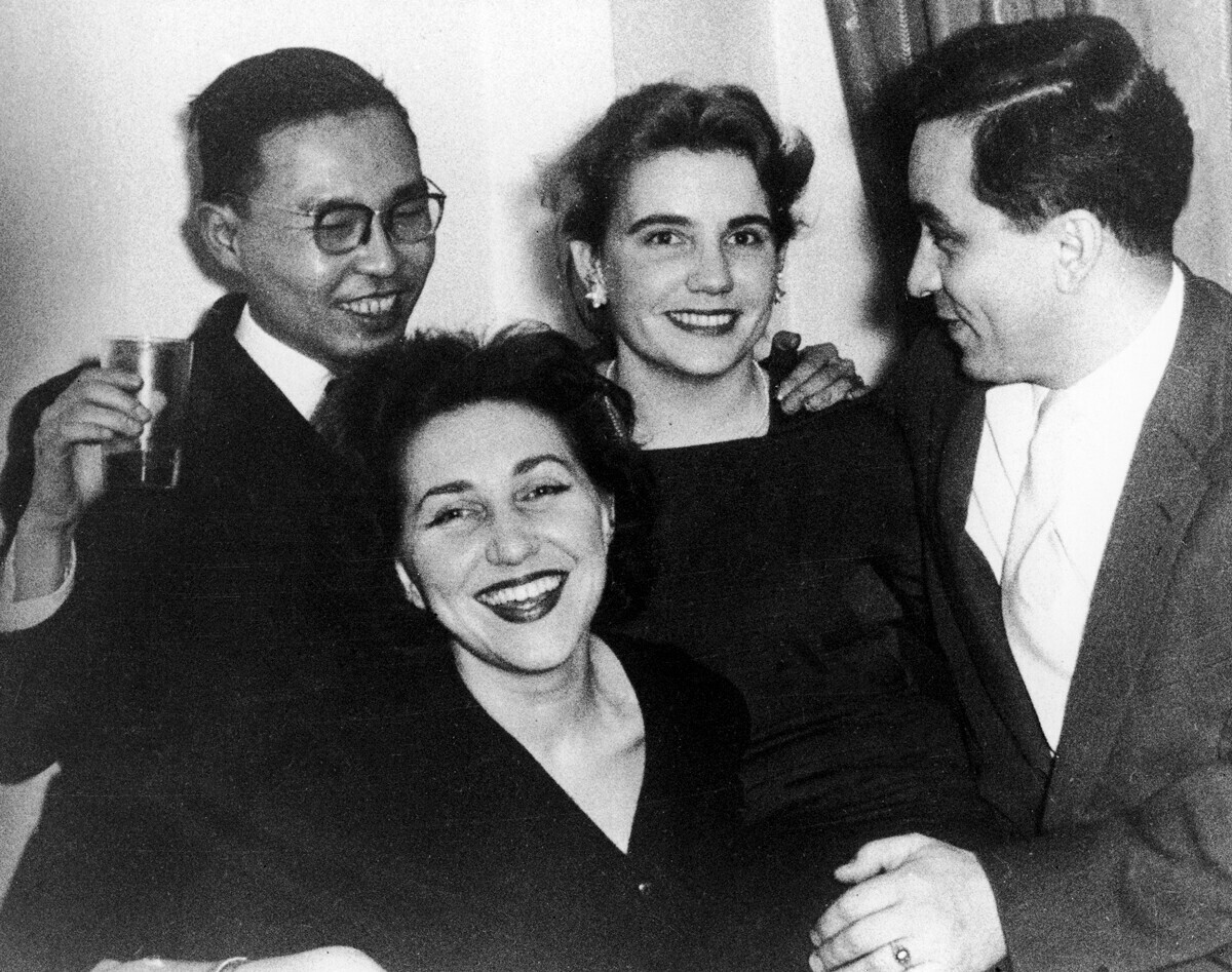 Lonsdale com amigos em 1961.
