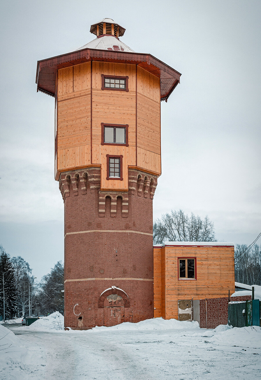 As 10 casas mais bizarras na Rússia (FOTOS)