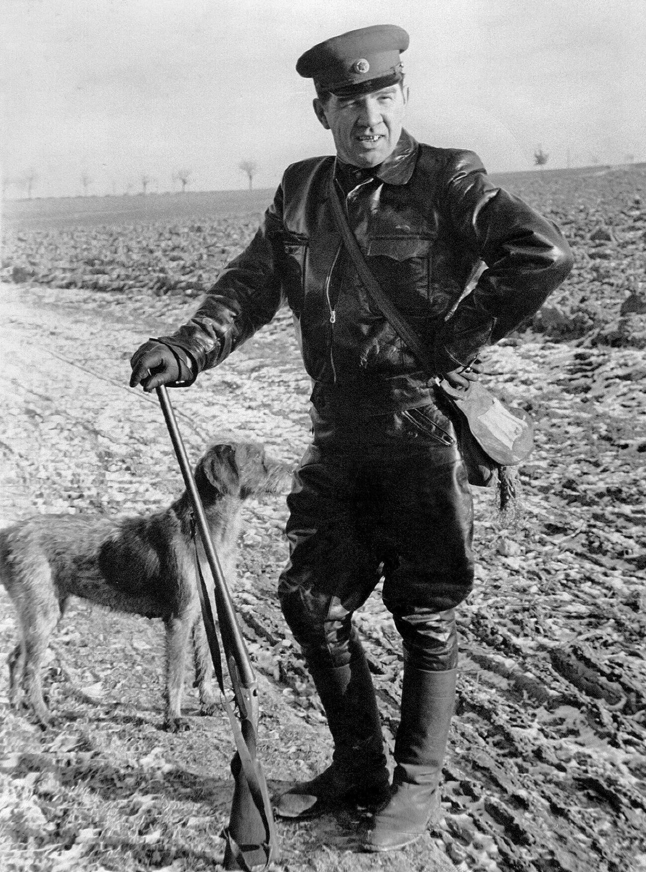 Василиј Чујков у лову.