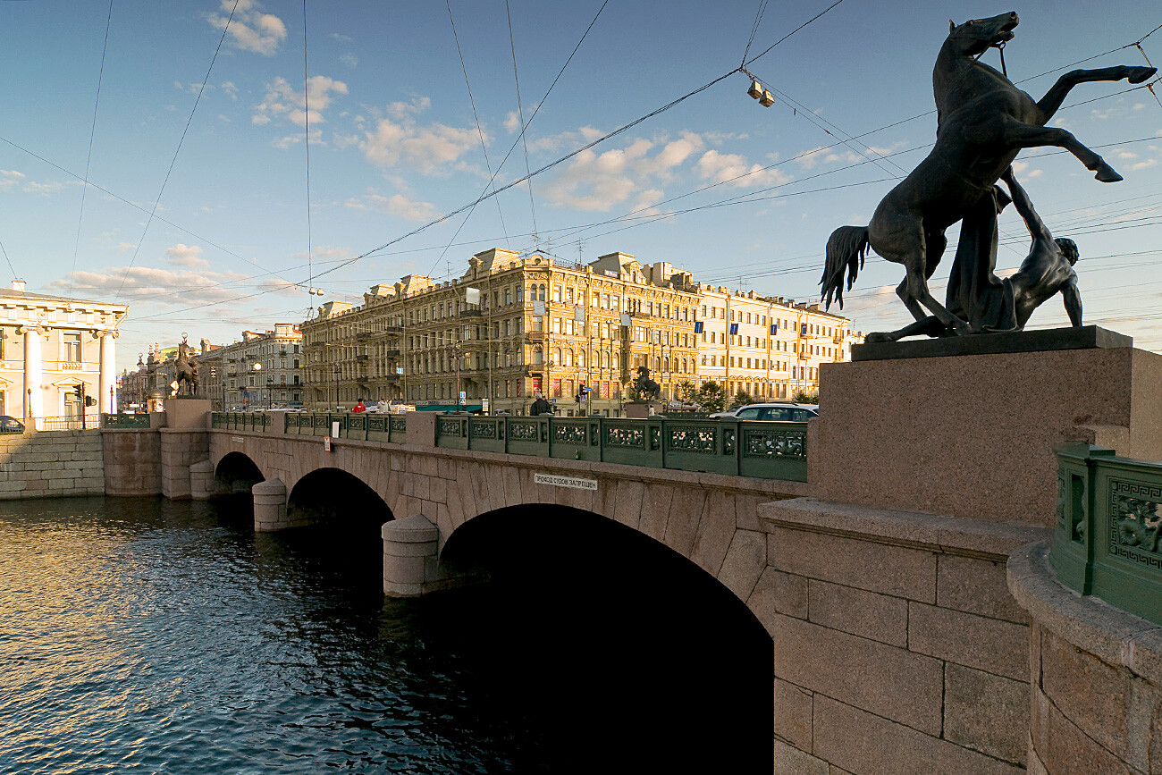 Puente Ánichkov.
