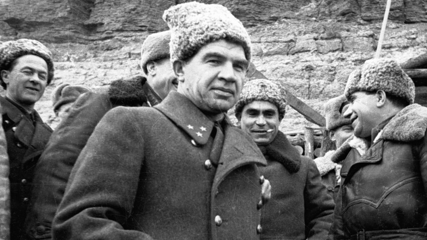 Vasily Chuikov, Jenderal di Balik Pertahanan Stalingrad Russia Beyond