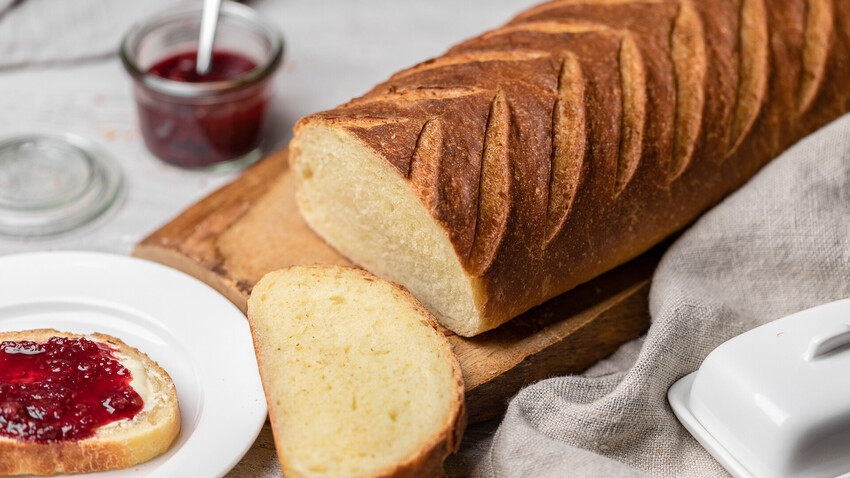 If you want to indulge in home cooking, make mustard bread according to this Soviet recipe.