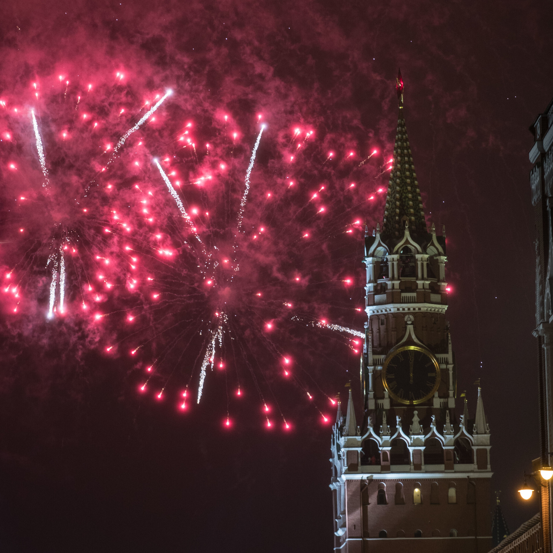 Novoletni ognjemet nad Kremljem, Moskva