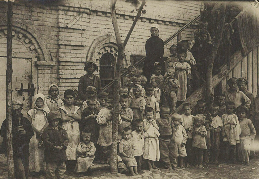 Niños de la calle en la provincia de Samara en la década de 1920