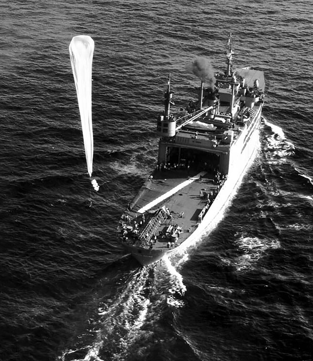 Skyhook balloon leaving the deck of the USS Norton Sound (AVM-1) on March 31, 1949.
