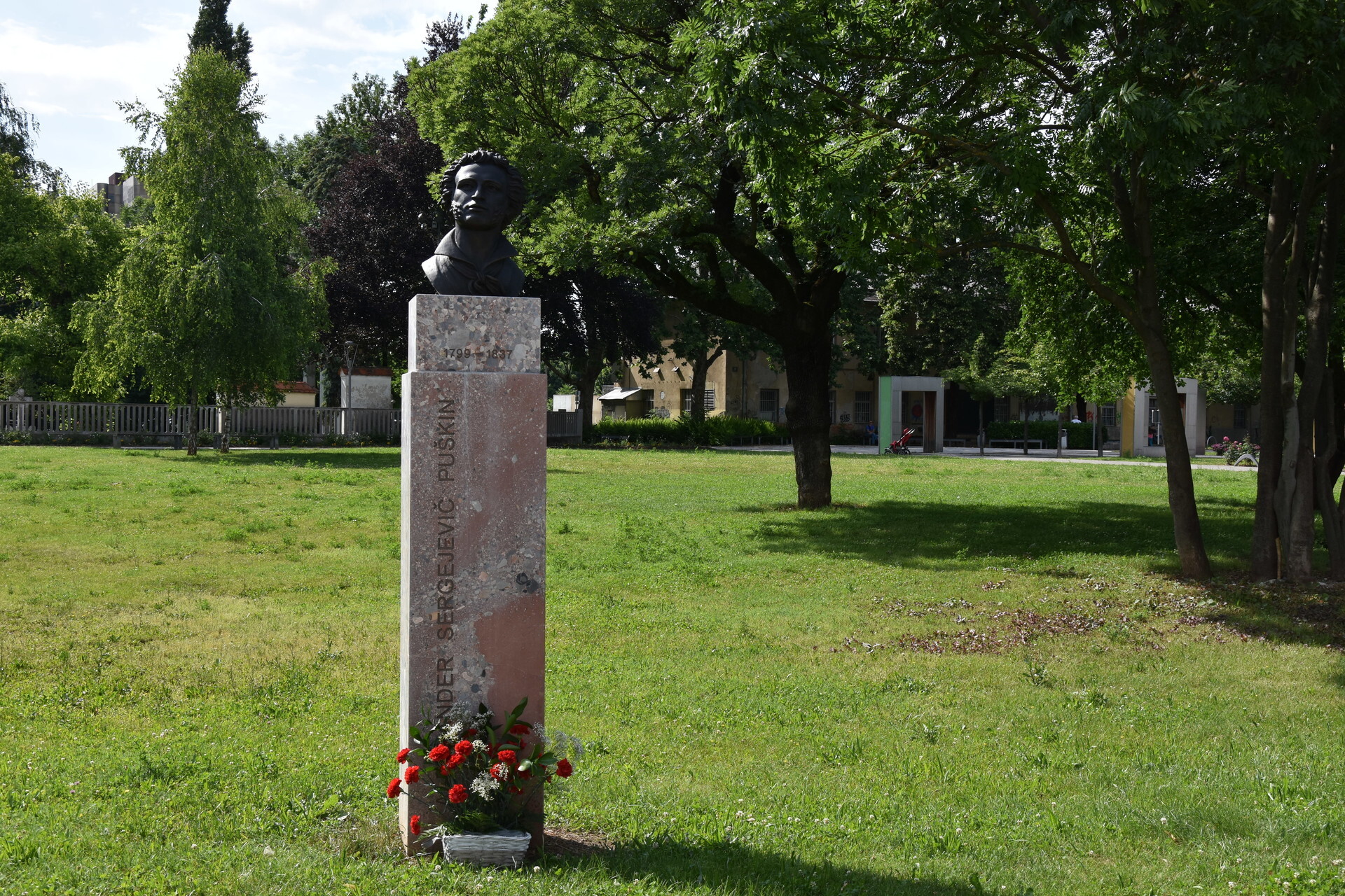 Puškinov spomenik v Severnem parku Ljubljani