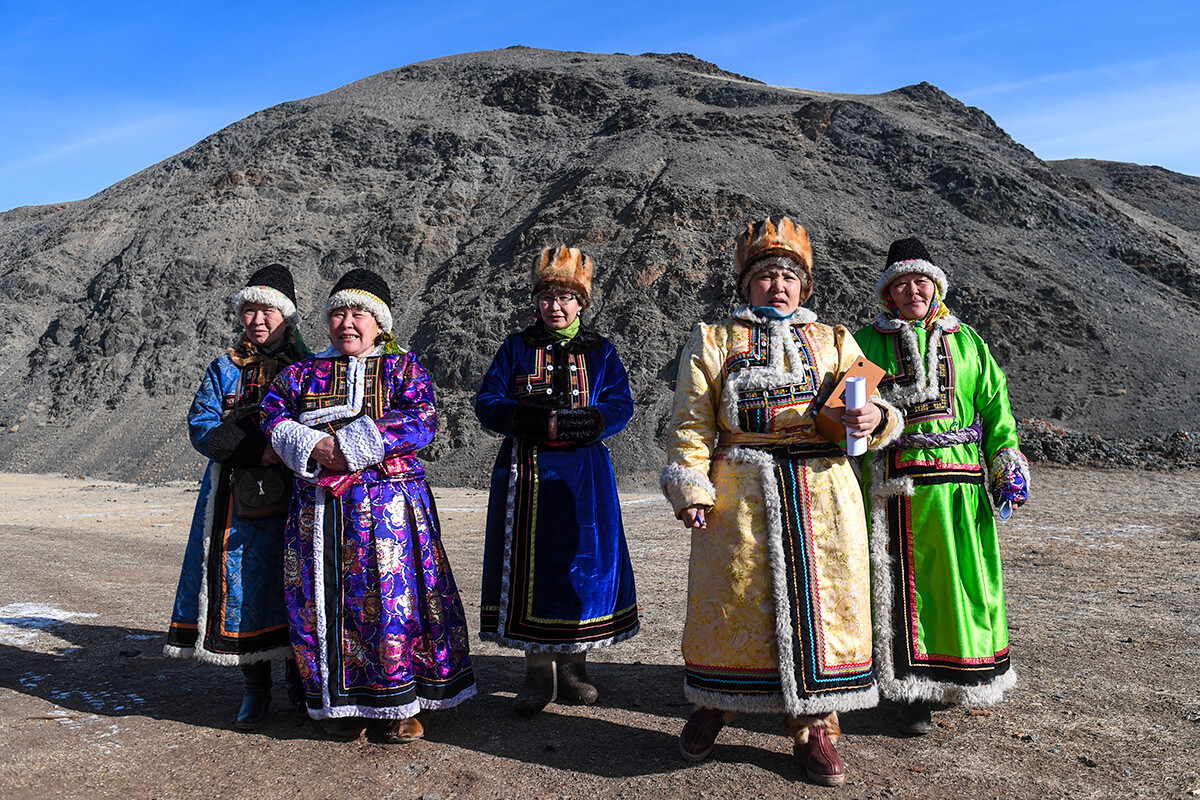 Anwohner nehmen an einer Feier zum Chaga Bairam, einem Neujahrsfest nach dem Mondkalender, im Sailjugemskij-Nationalpark im Bezirk Kosh-Agach teil.