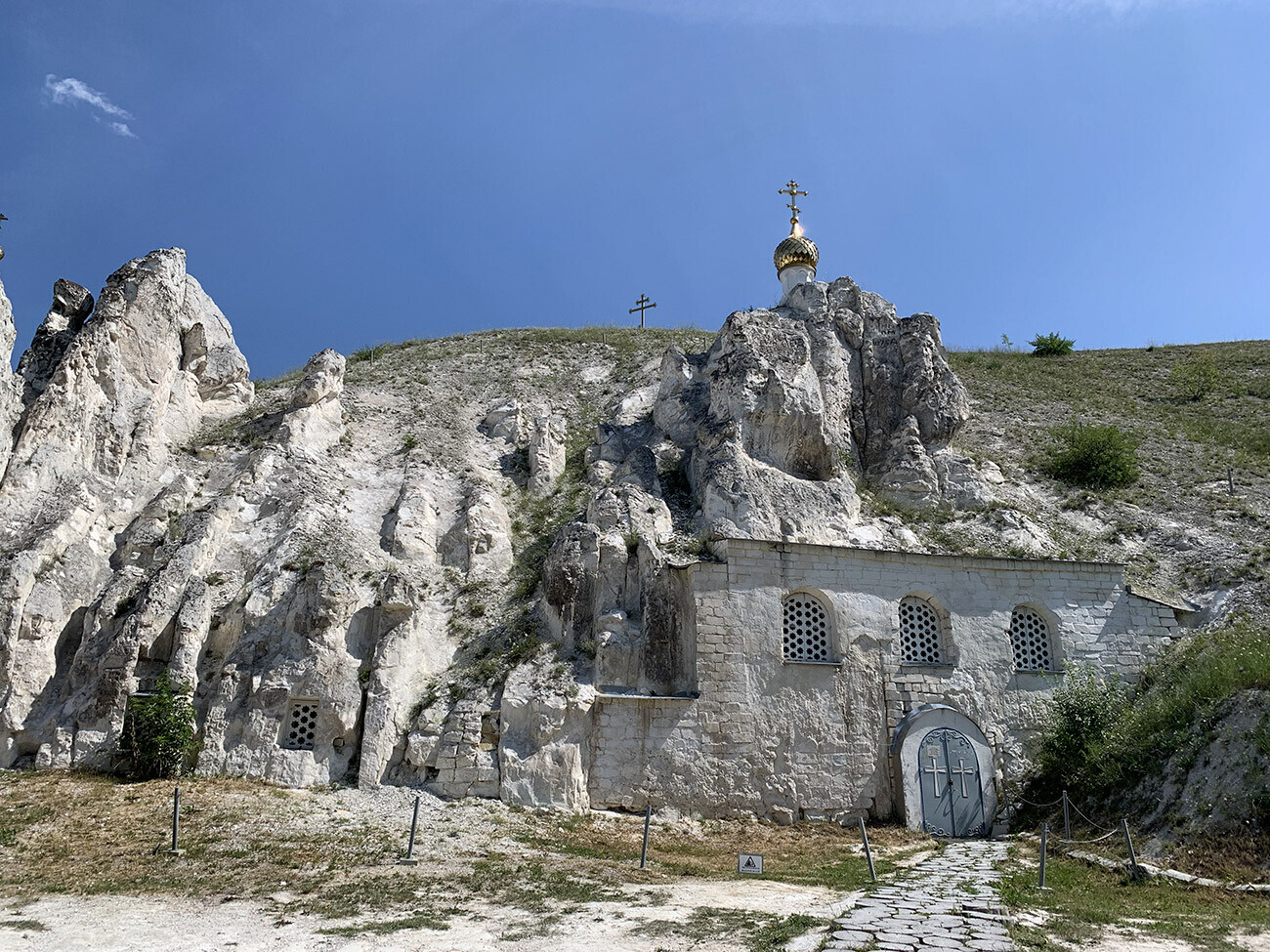 Црквата „Св. Јован Претеча“
