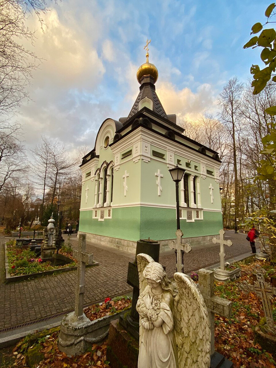 Die Kapelle der heiligen Xenija von Petersburg wurde 1902 erbaut.
