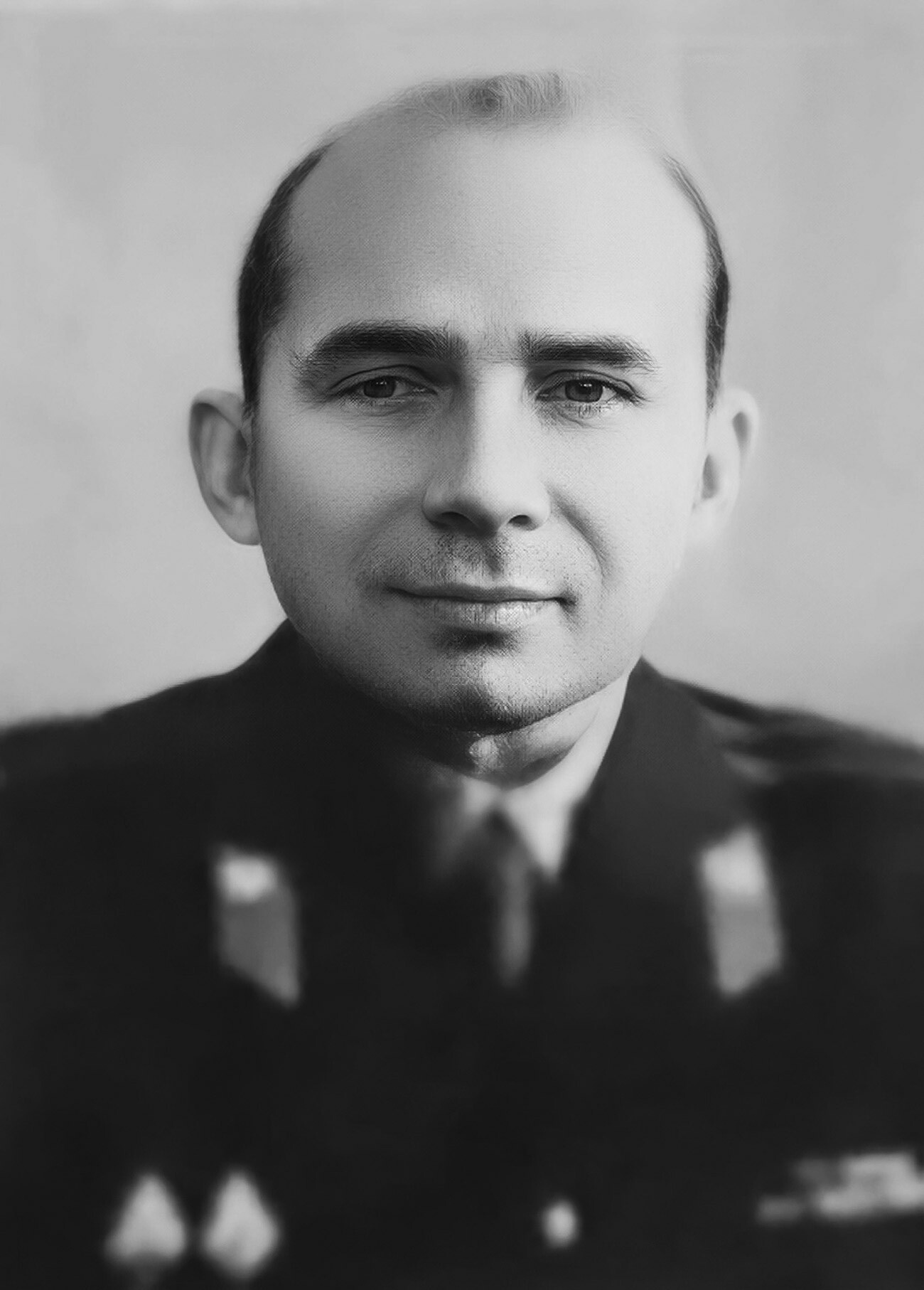Pjotr Popov (1923-1960), agente sovietico doppiogiochista, che fornì informazioni di primaria importanza alla Cia
