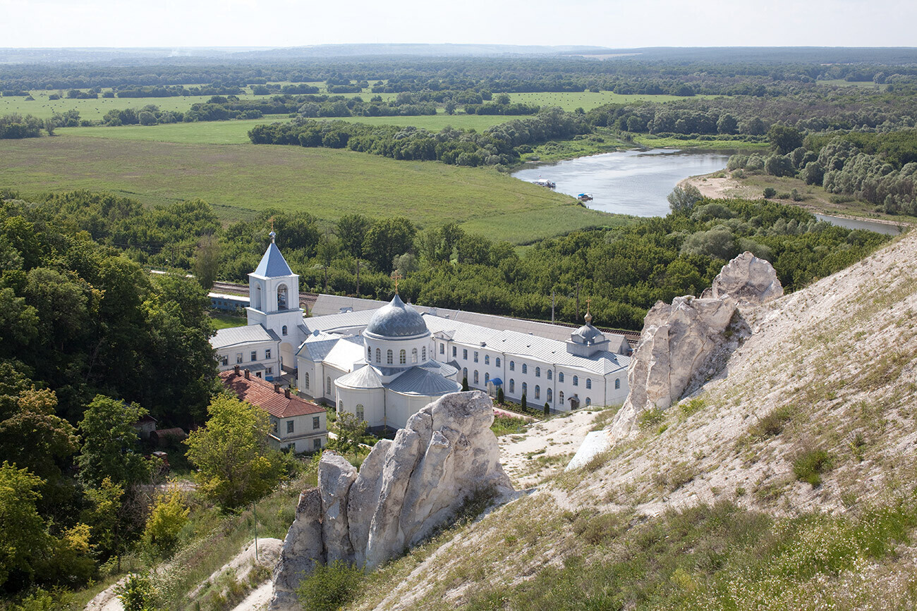 Catedral da Assunção da Bem-Aventurada Virgem Maria do mosteiro de Divnogorie
