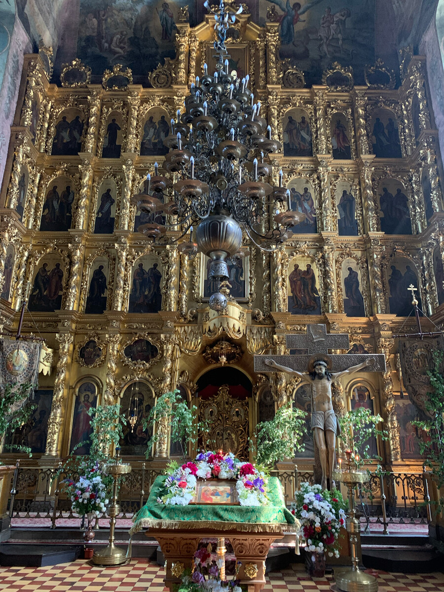 Iconostasis of the Church of the Elevation of the Cross in Palekh