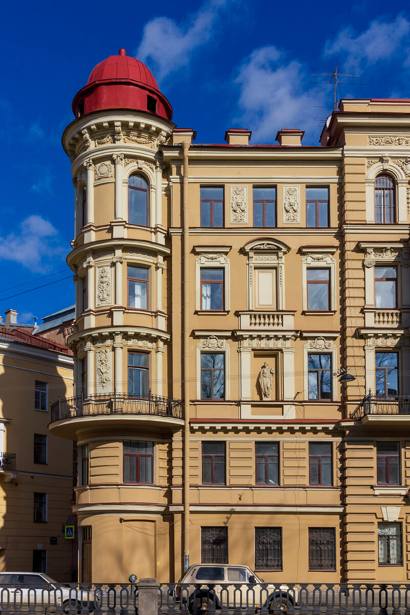 サンクトペテルブルクに滞在の時、二葉亭四迷が借りたアパートの建物。